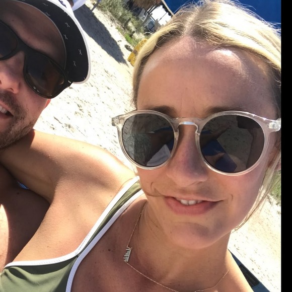 Meet your Posher, Tess - Picture 1 of 1